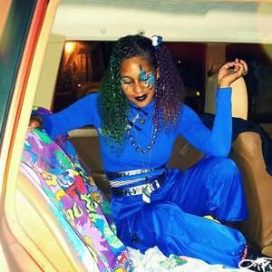 Meet your Posher, Mystix